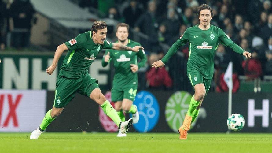 不莱梅遭遇惨败，教练组开始思索战术调整(不莱梅比赛结果)